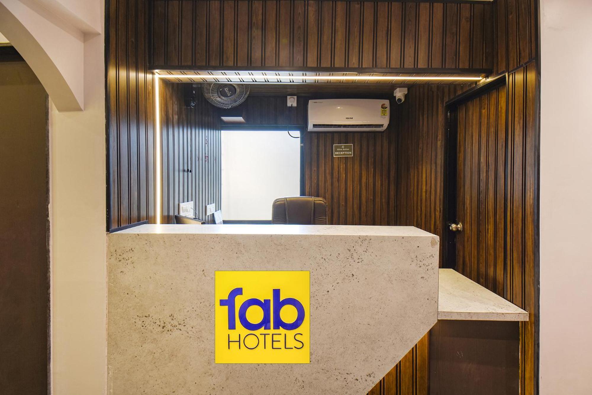 Fabhotel Olive Suite Пюн Екстериор снимка
