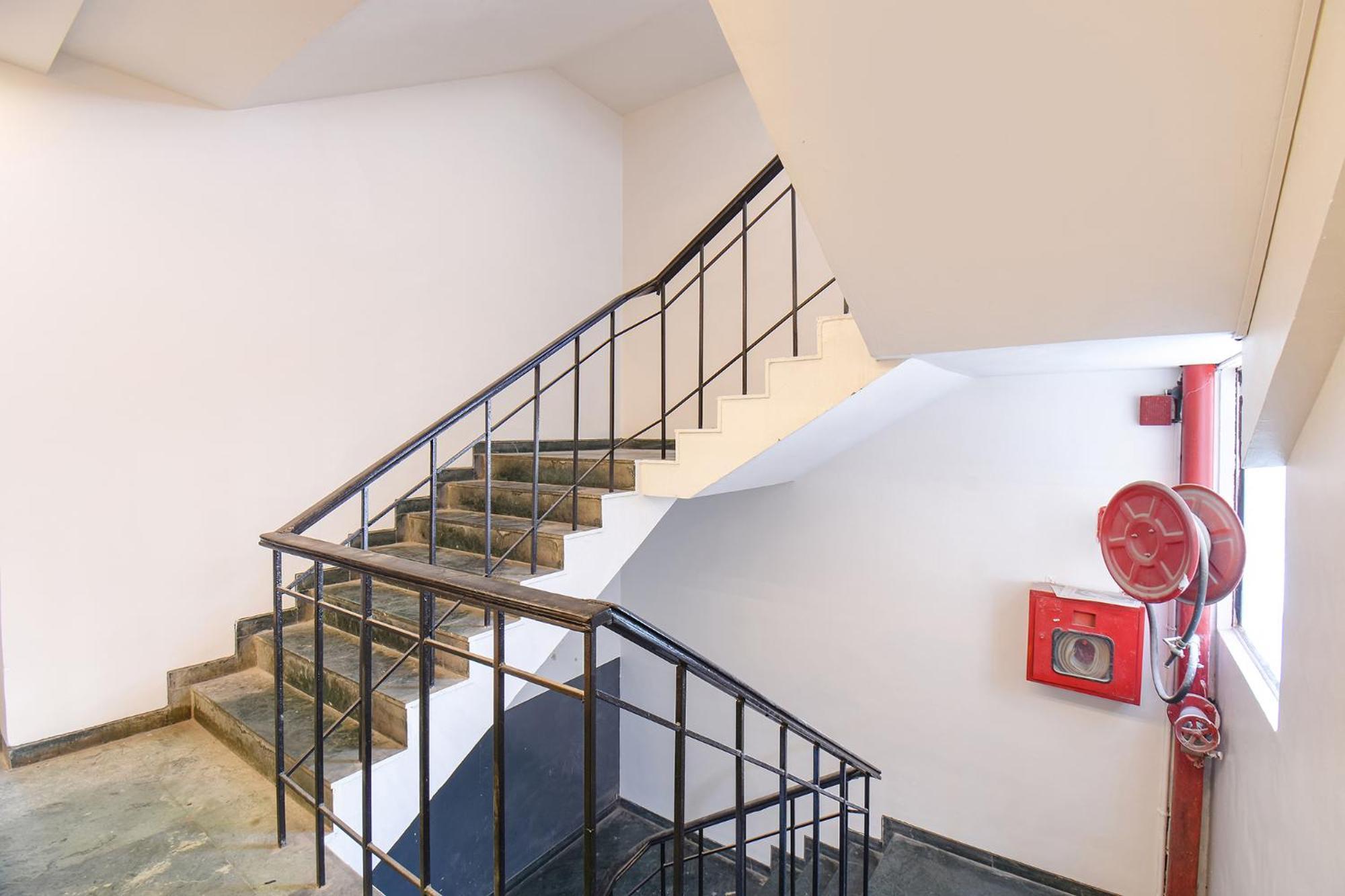 Fabhotel Olive Suite Пюн Екстериор снимка
